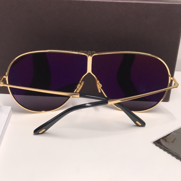 NEW AUTHENTIC Tom Ford Gold and Black Women\'s Sunglasses TF1158 30A main image 6